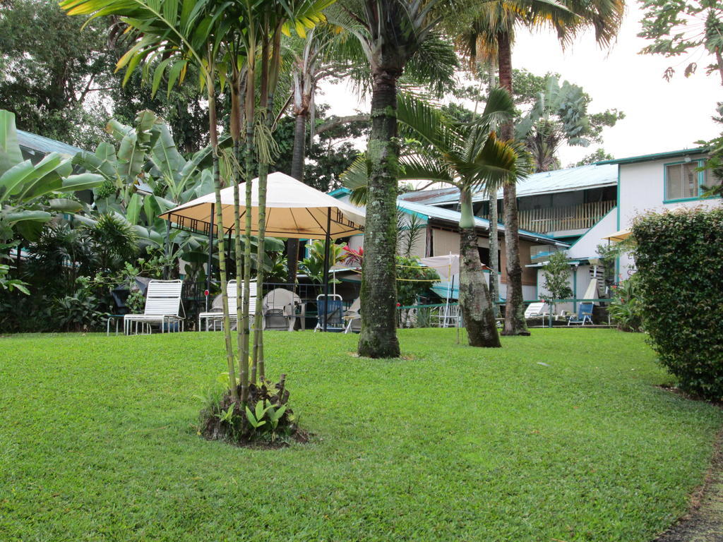 Wild Ginger Inn Hotel & Hostel Hilo Exterior photo