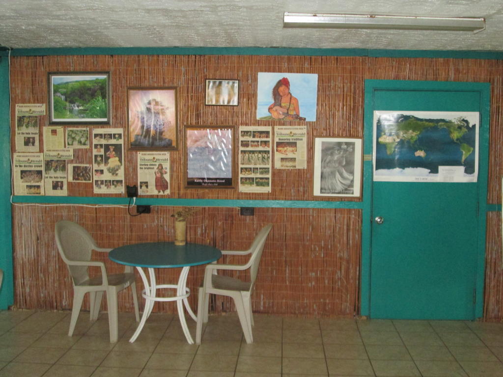 Wild Ginger Inn Hotel & Hostel Hilo Exterior photo