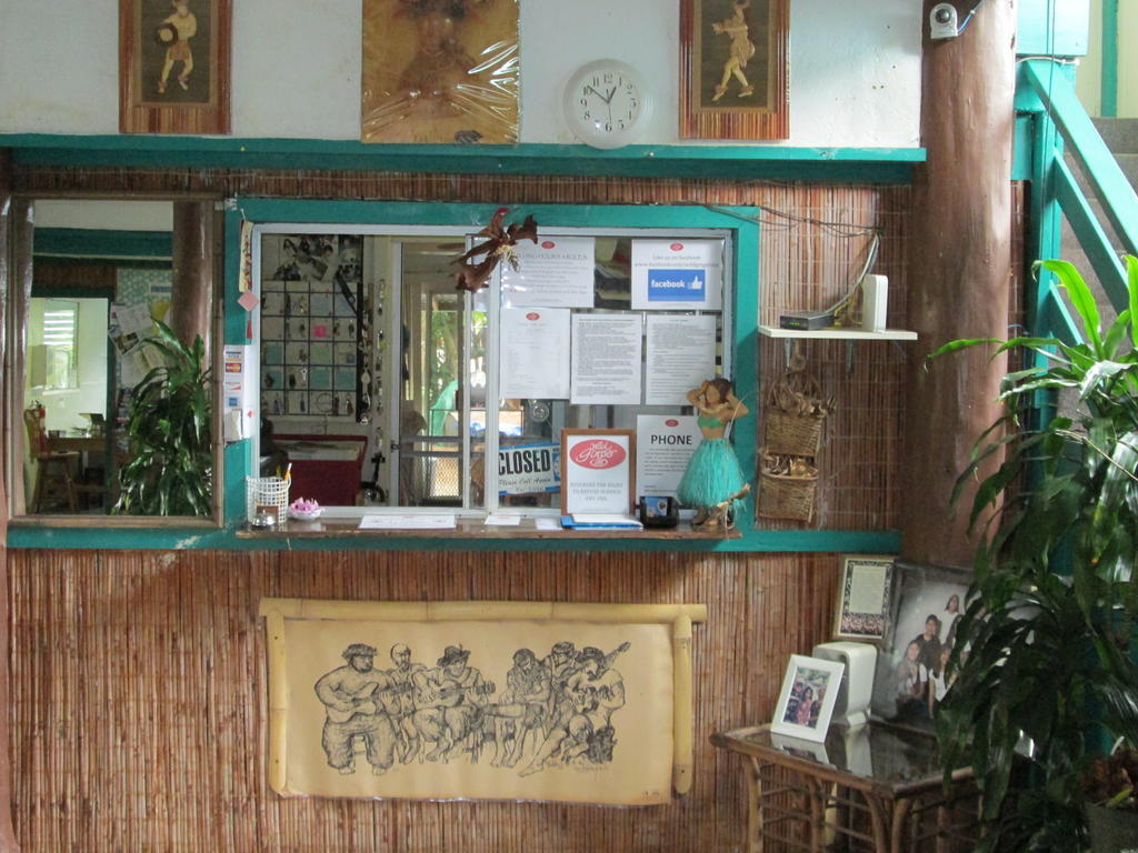 Wild Ginger Inn Hotel & Hostel Hilo Exterior photo
