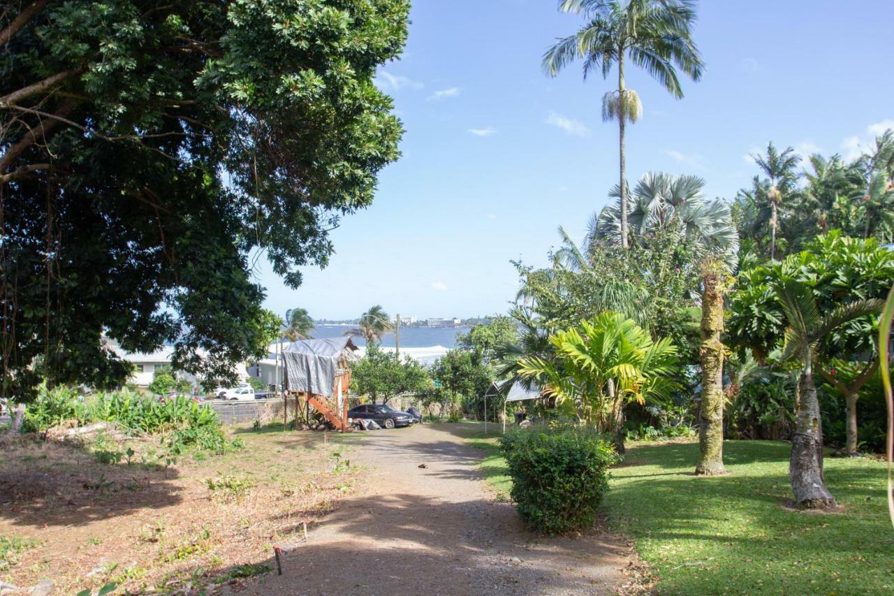 Wild Ginger Inn Hotel & Hostel Hilo Exterior photo