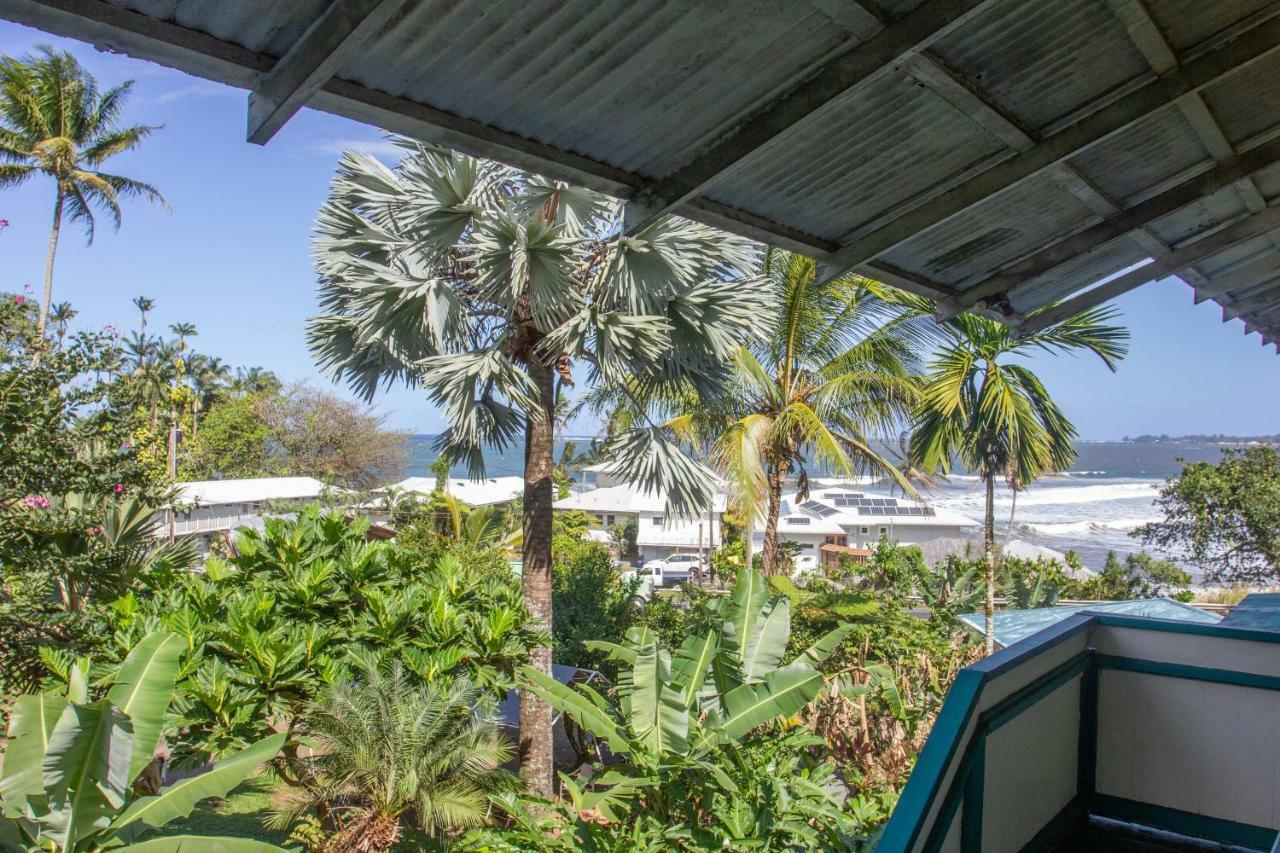 Wild Ginger Inn Hotel & Hostel Hilo Exterior photo