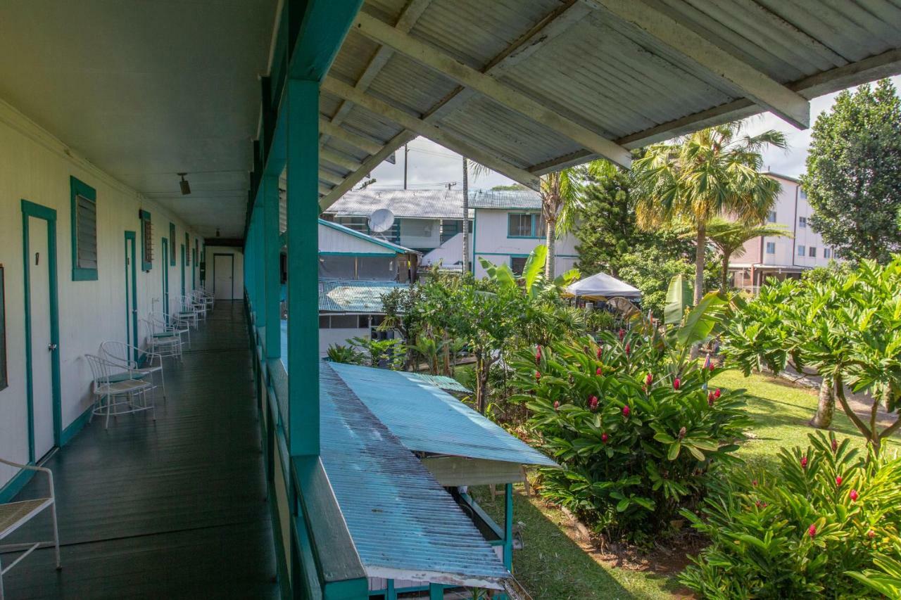 Wild Ginger Inn Hotel & Hostel Hilo Exterior photo